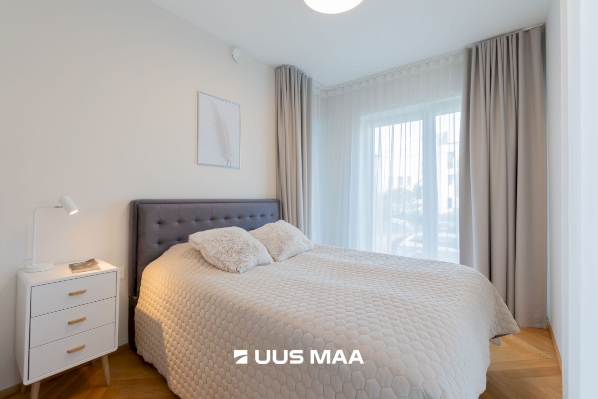 Pärnu linn, Pärnu linn, Rannarajoon, A. H. Tammsaare pst 10/2