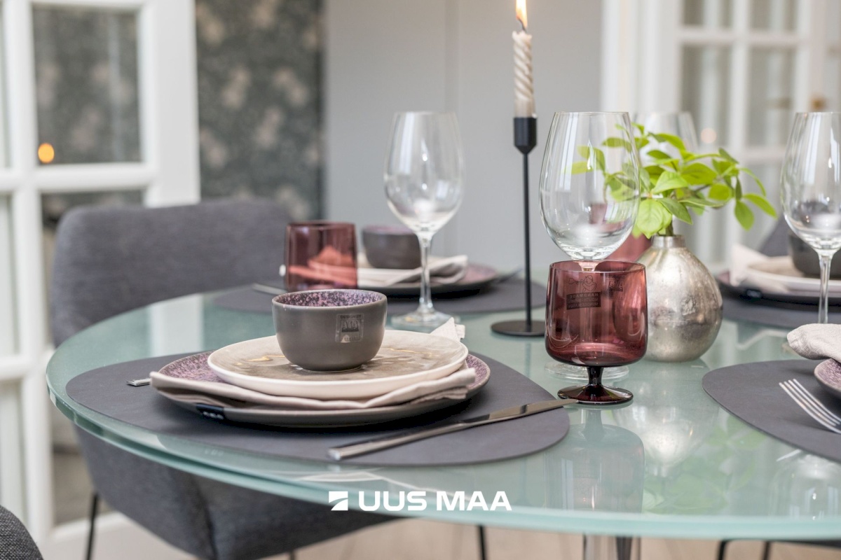 Tallinn, Kesklinna linnaosa, Sadama, Nafta 6