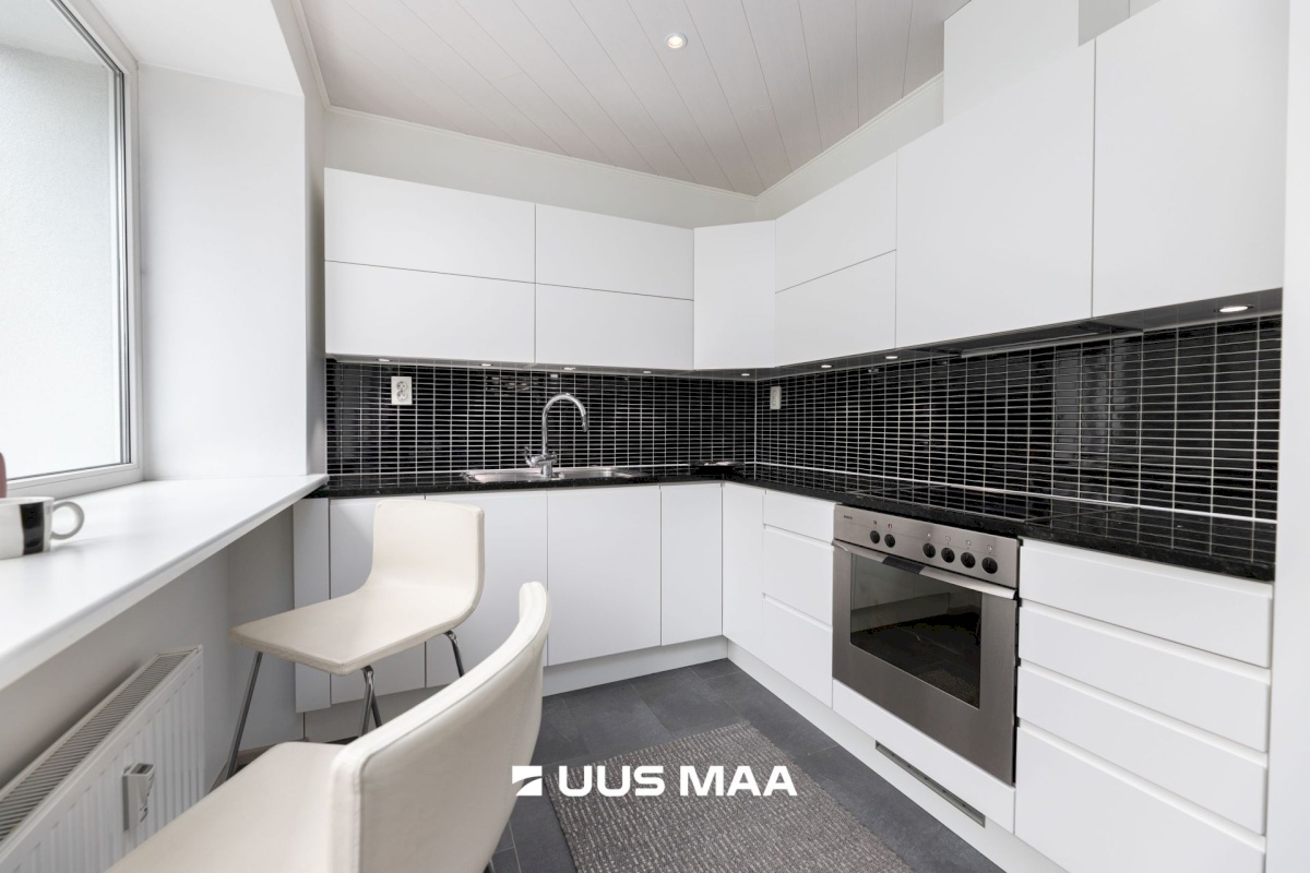 Tallinn, Kesklinna linnaosa, Sadama, Nafta 6