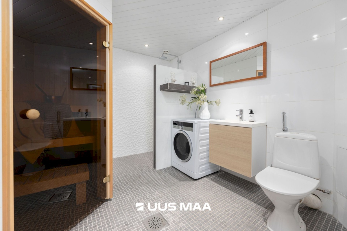 Tallinn, Kesklinna linnaosa, Sadama, Nafta 6