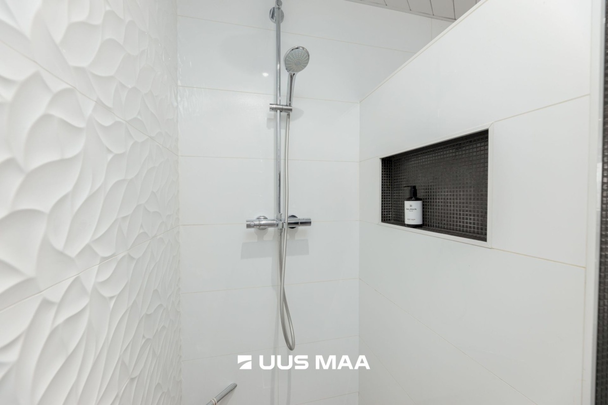 Tallinn, Kesklinna linnaosa, Sadama, Nafta 6