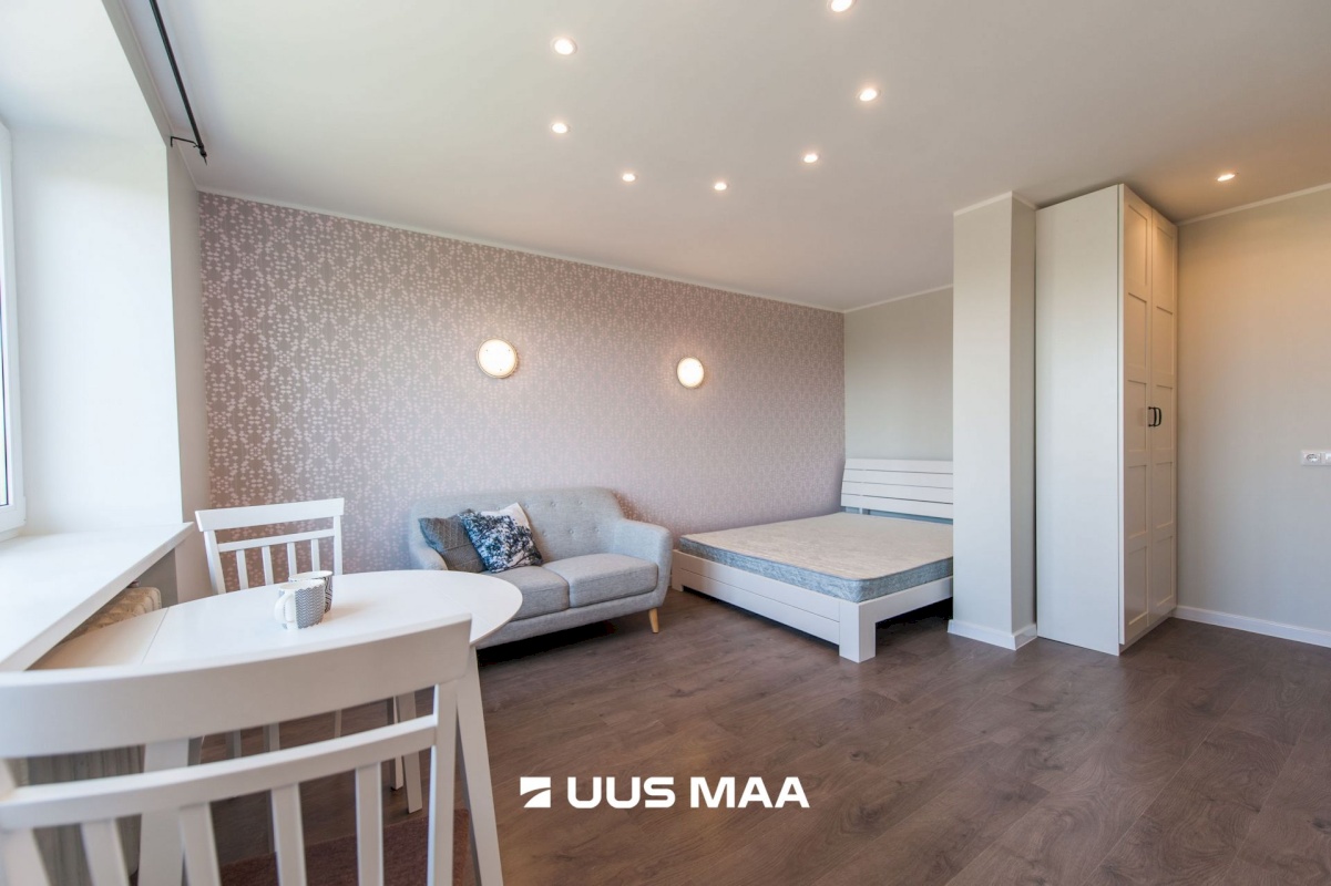 Tallinn, Põhja-Tallinna linnaosa, Madala 11
