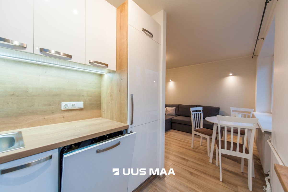 Tallinn, Põhja-Tallinna linnaosa, Madala 8