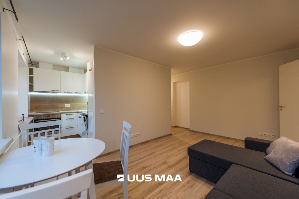 Tallinn, Põhja-Tallinna linnaosa, Madala 8