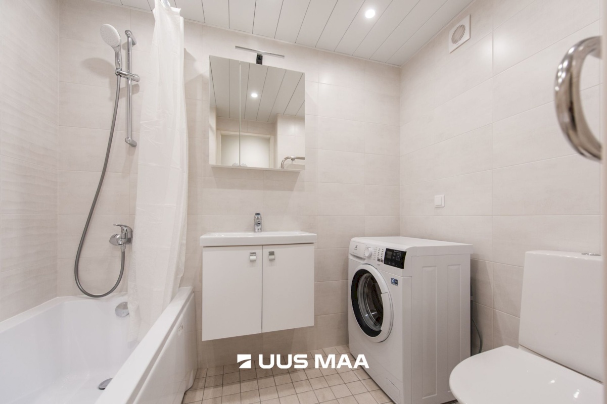 Tallinn, Põhja-Tallinna linnaosa, Madala 8