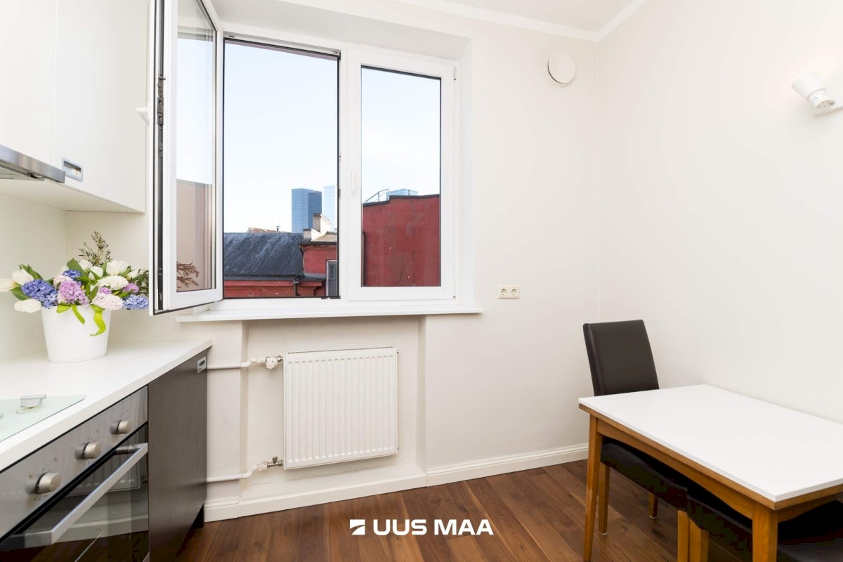 Tallinn, Kesklinna linnaosa, Narva mnt 6