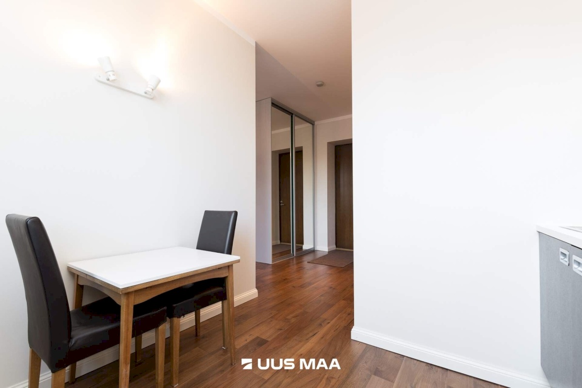 Tallinn, Kesklinna linnaosa, Narva mnt 6