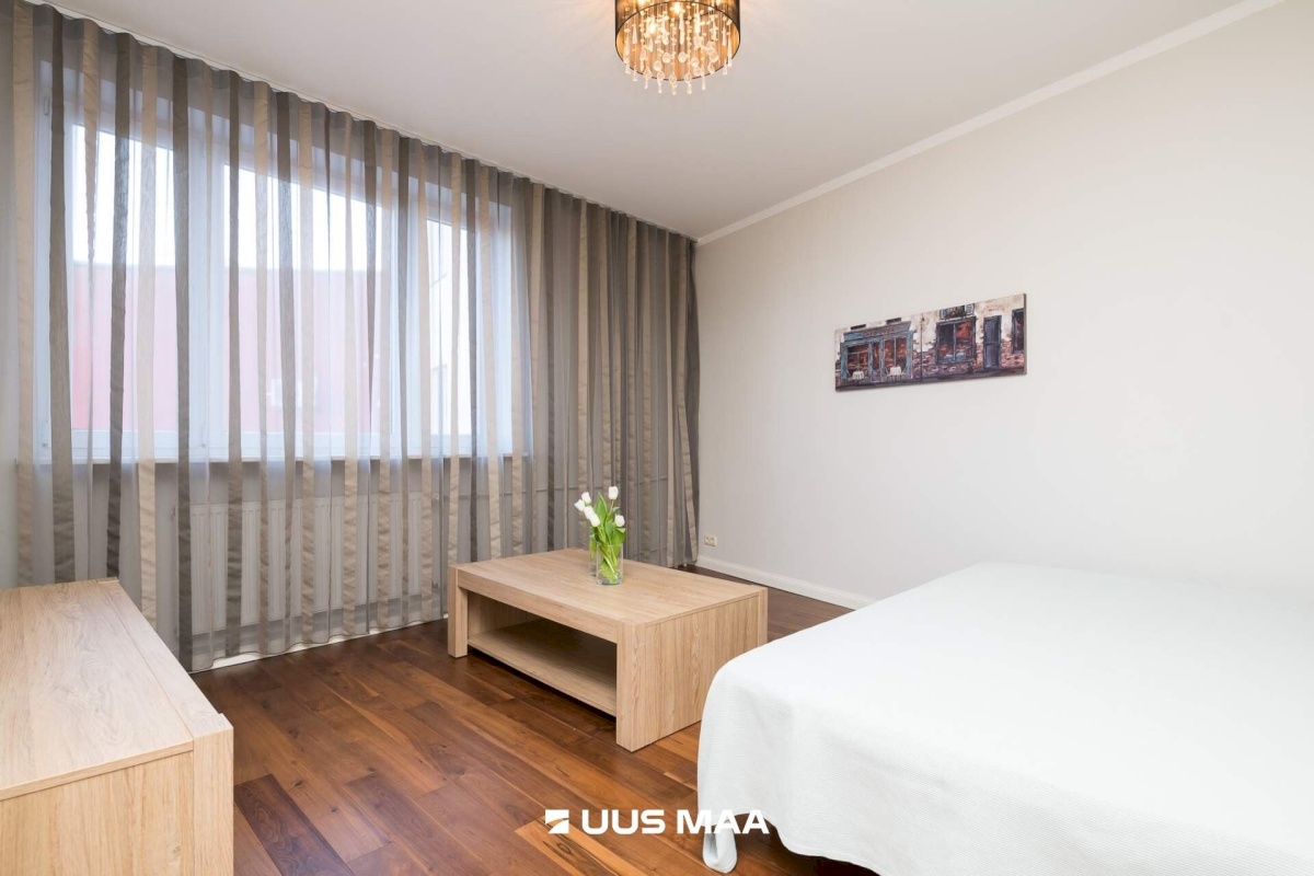 Tallinn, Kesklinna linnaosa, Narva mnt 6