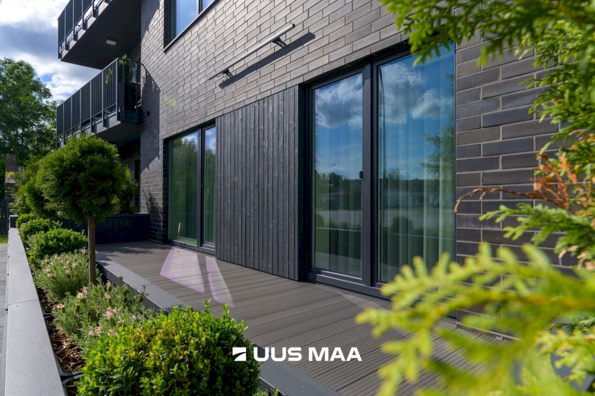 Rakvere linn, Kastani 10a