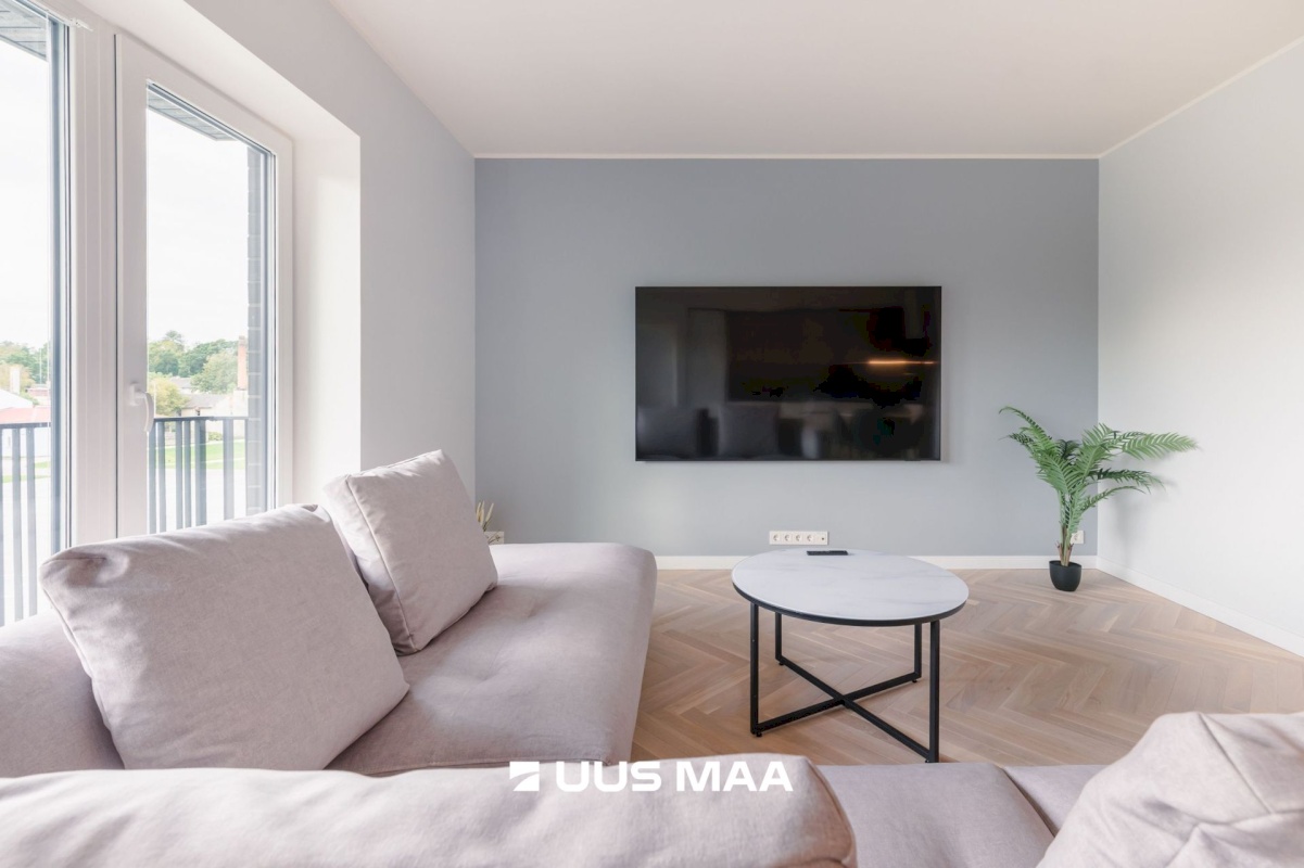 Rakvere linn, Kastani 10a