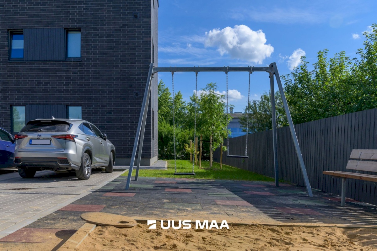 Rakvere linn, Kastani 10a