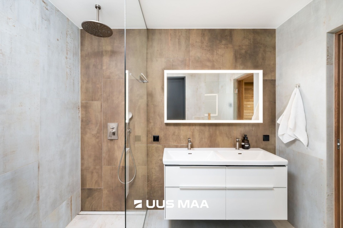 Tallinn, Põhja-Tallinna linnaosa, Kalamaja, Vesilennuki 20