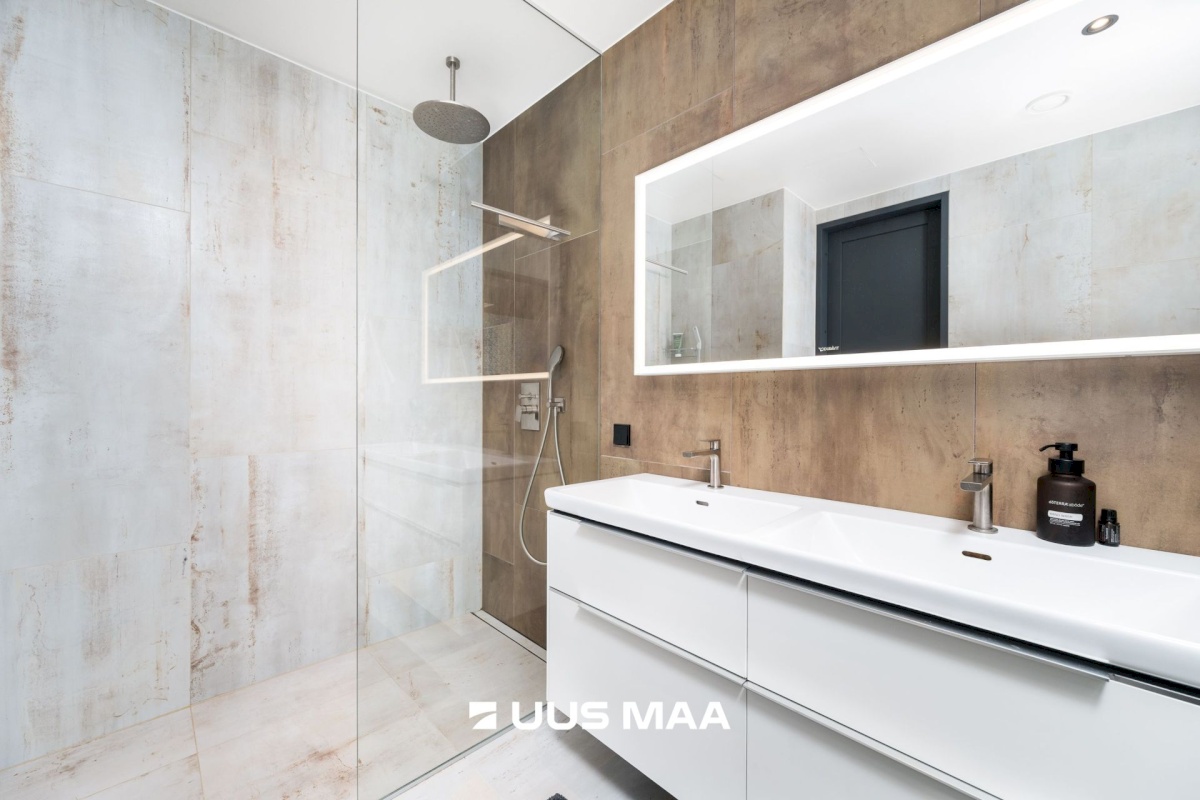 Tallinn, Põhja-Tallinna linnaosa, Kalamaja, Vesilennuki 20