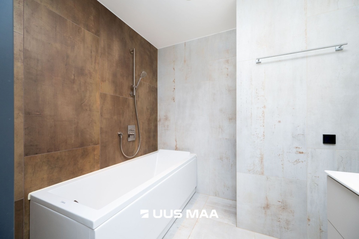 Tallinn, Põhja-Tallinna linnaosa, Kalamaja, Vesilennuki 20