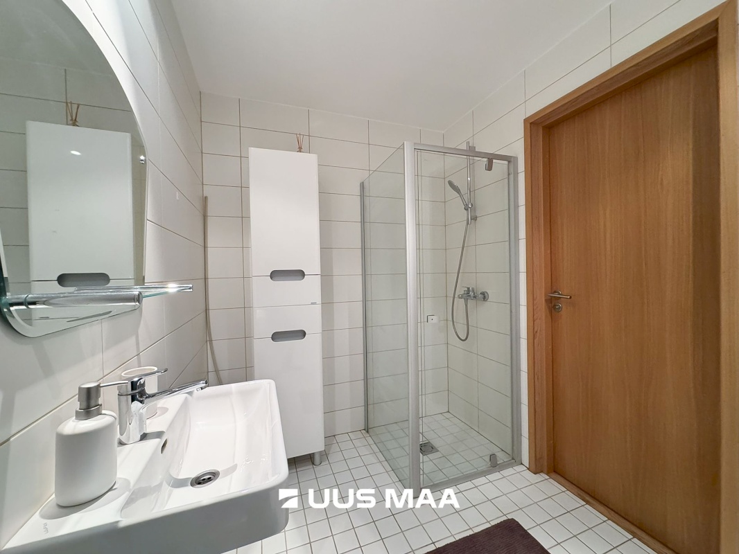 Tallinn, Kesklinna linnaosa, Kalamaja,  Põhja pst 5