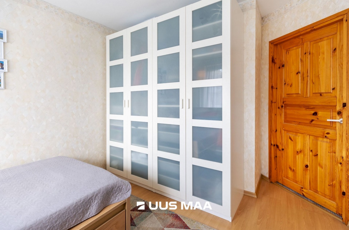 Tallinn, Mustamäe linnaosa, Mustamäe, Mustamäe tee 80