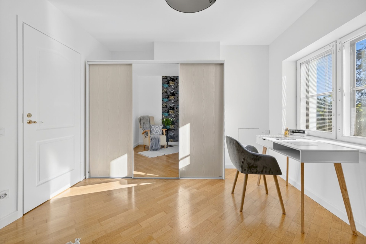 Tallinn, Pirita linnaosa, Merivälja, Lodjapuu tee 47