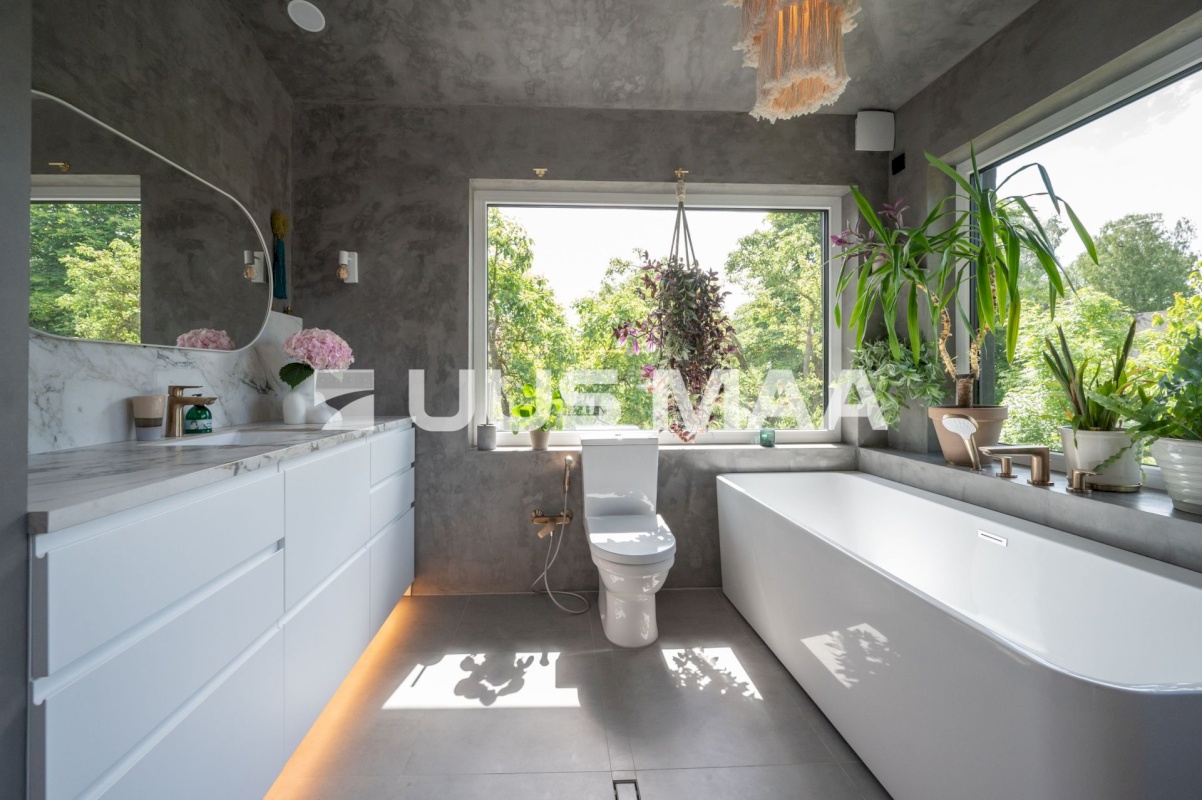 Tallinn, Põhja-Tallinna linnaosa, Neeme 10