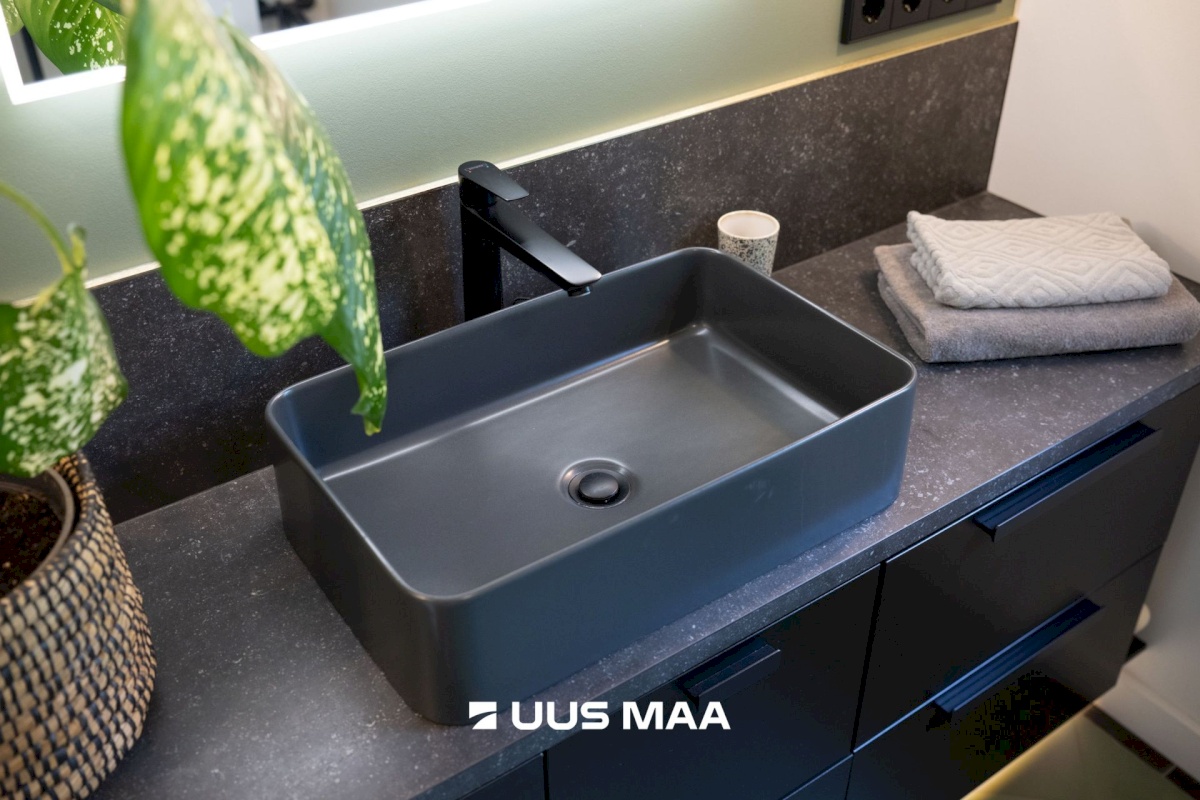 Tallinn, Põhja-Tallinna linnaosa, Neeme 10