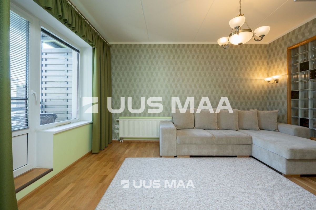 Kambja vald, Ülenurme alevik, Tartu mnt 1