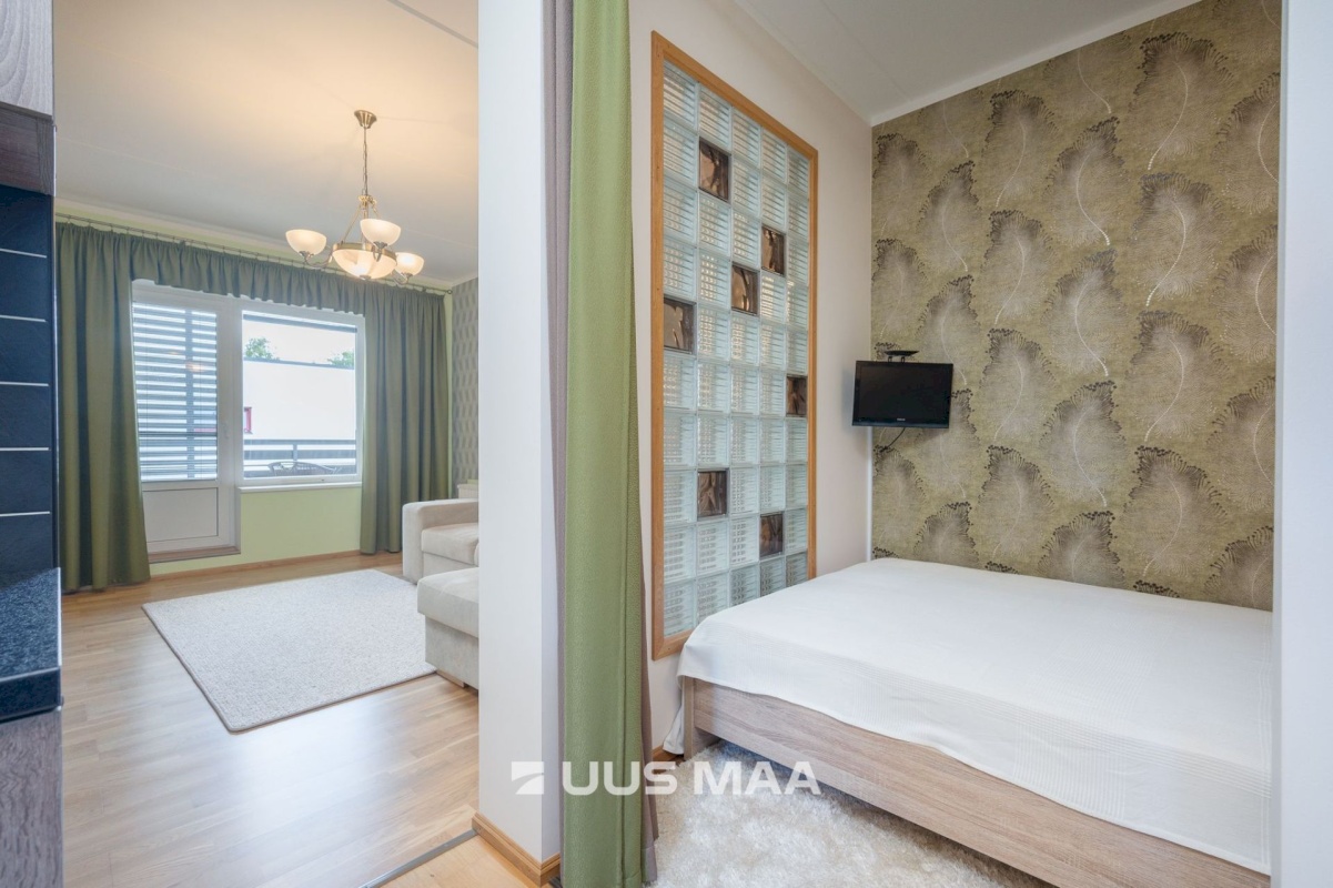 Kambja vald, Ülenurme alevik, Tartu mnt 1