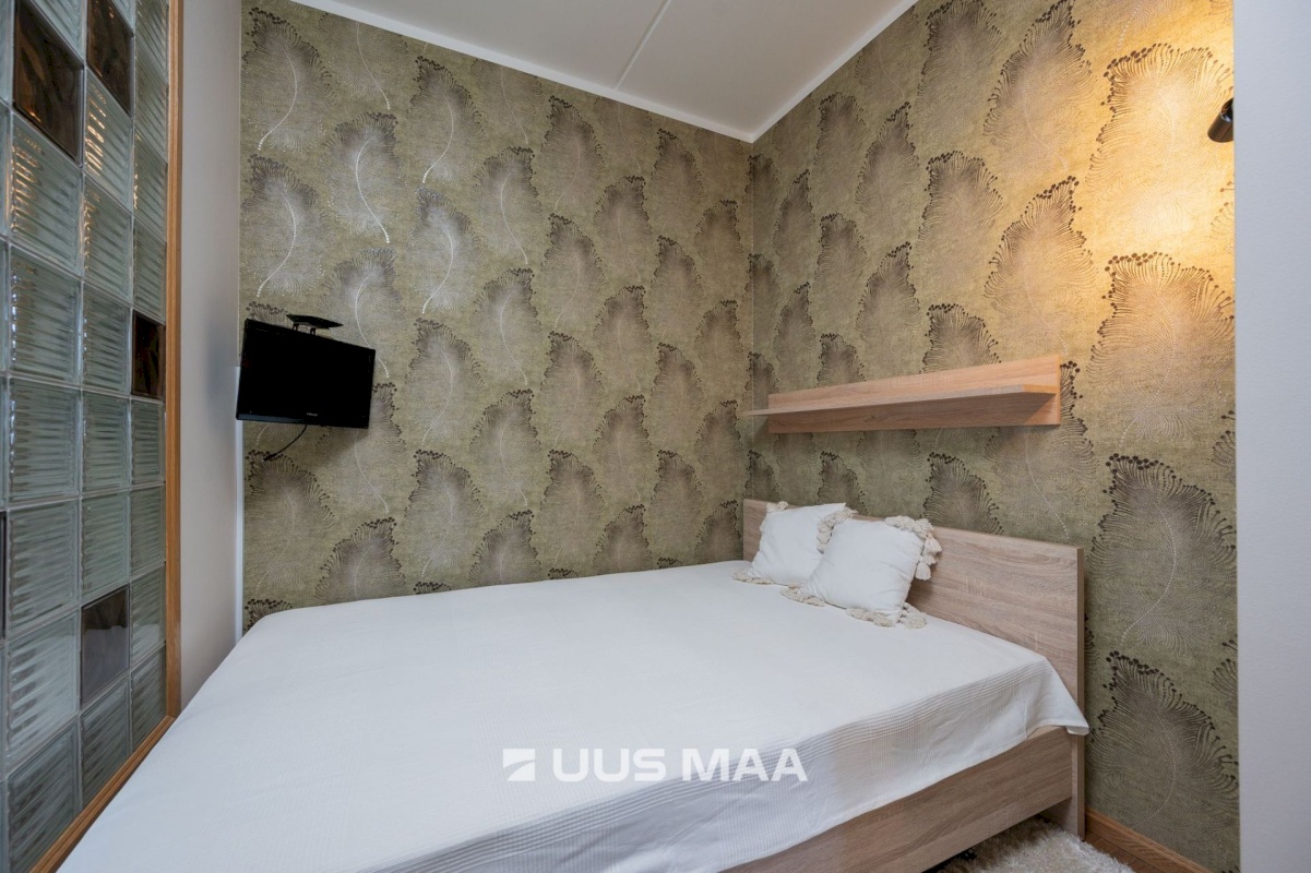 Kambja vald, Ülenurme alevik, Tartu mnt 1