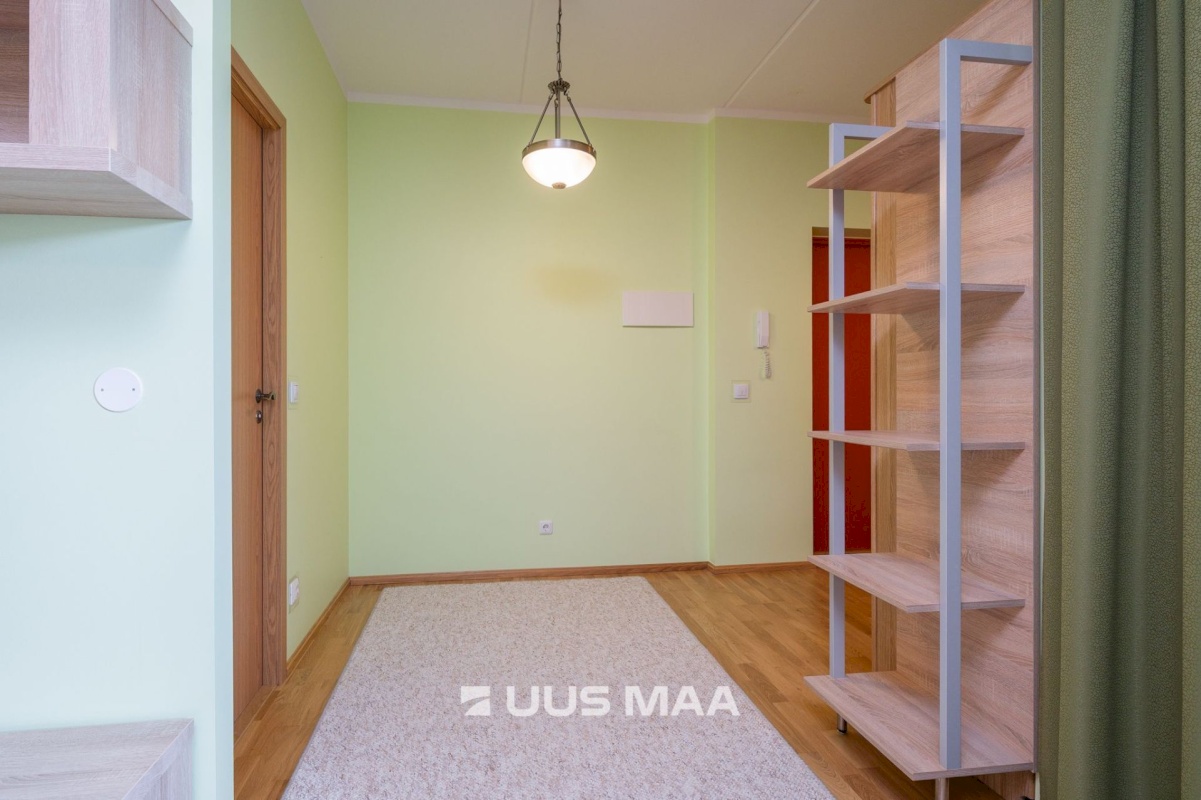 Kambja vald, Ülenurme alevik, Tartu mnt 1