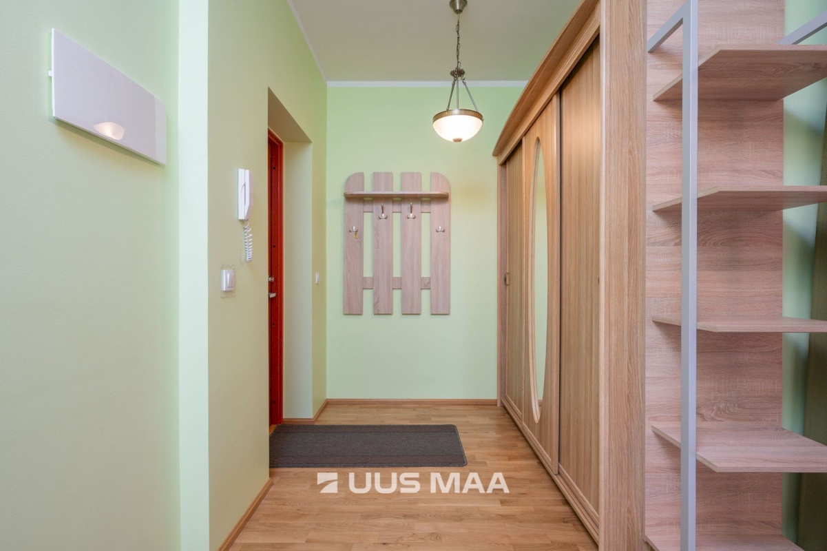 Kambja vald, Ülenurme alevik, Tartu mnt 1