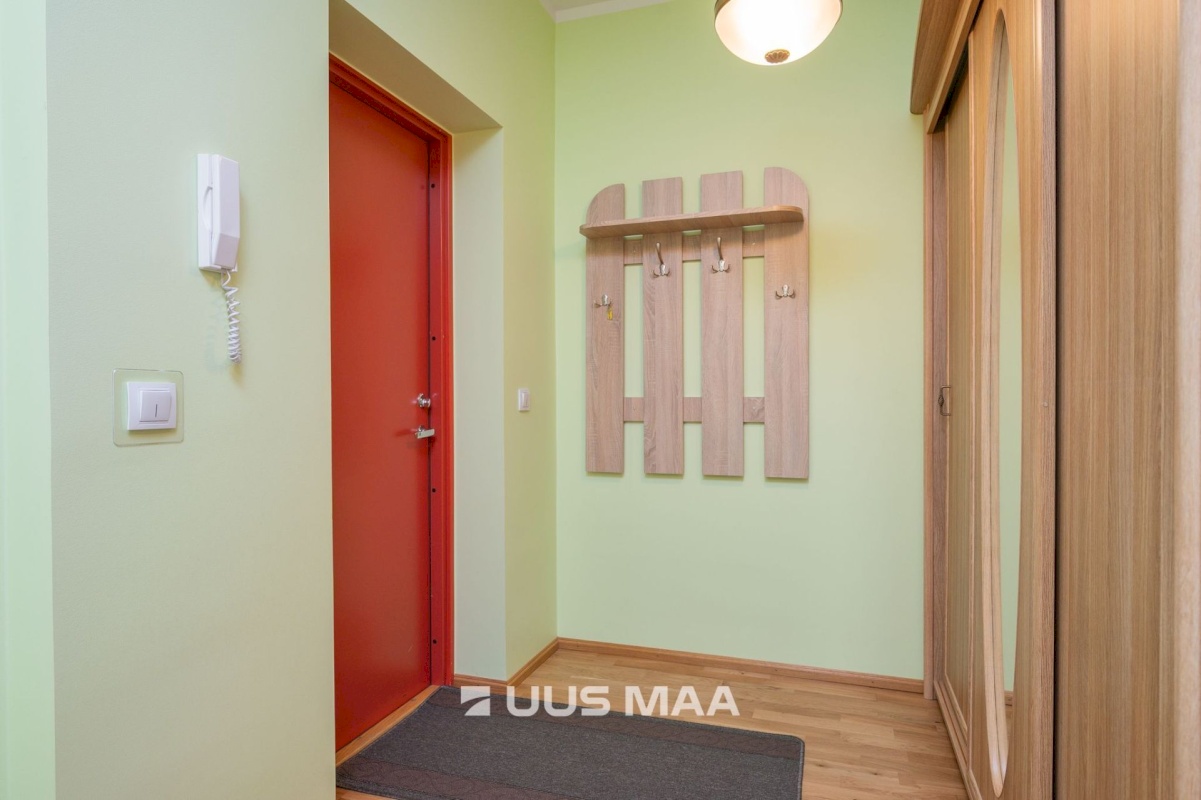 Kambja vald, Ülenurme alevik, Tartu mnt 1