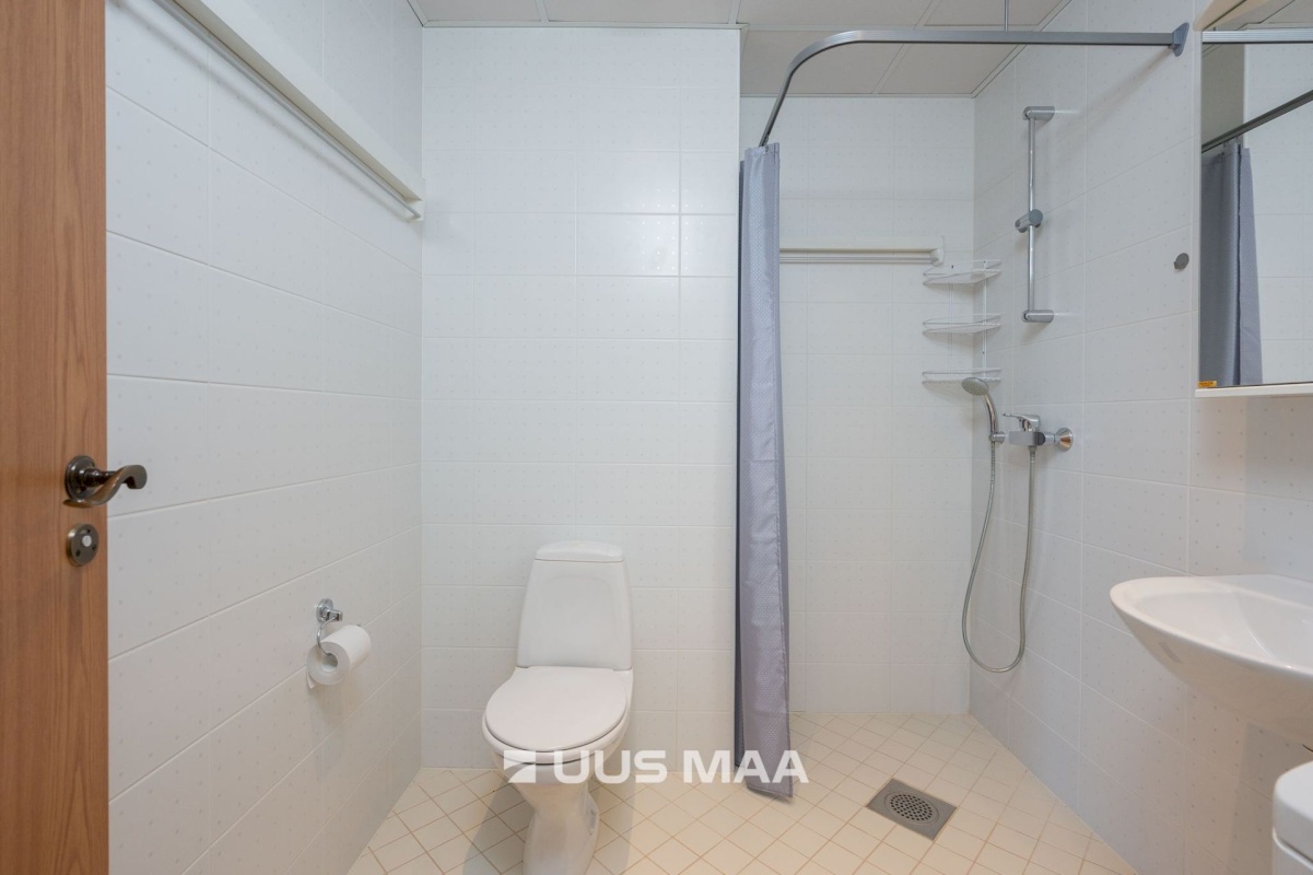 Kambja vald, Ülenurme alevik, Tartu mnt 1