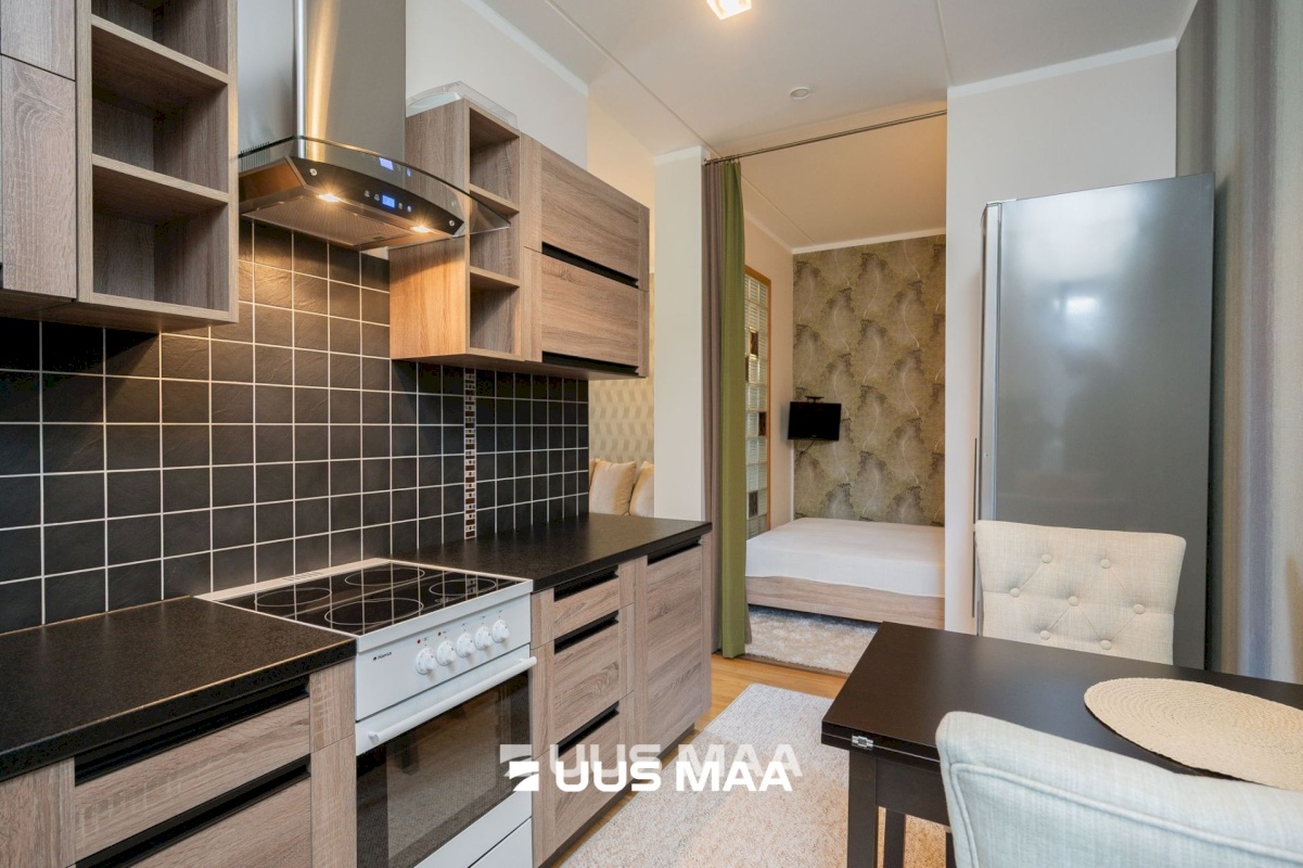 Kambja vald, Ülenurme alevik, Tartu mnt 1