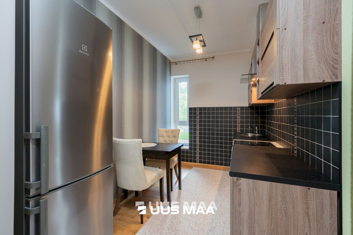 Kambja vald, Ülenurme alevik, Tartu mnt 1