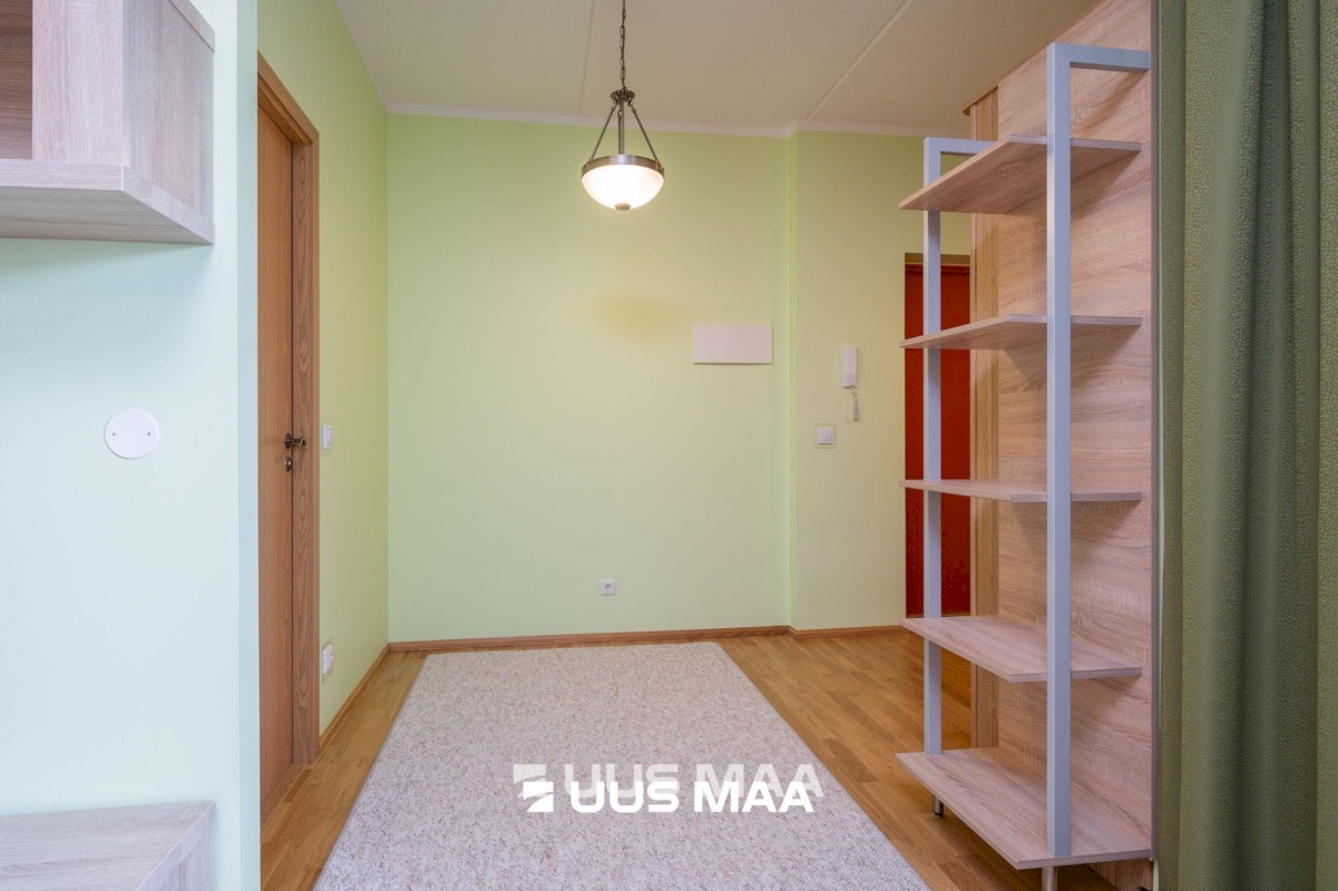 Kambja vald, Ülenurme alevik, Tartu mnt 1