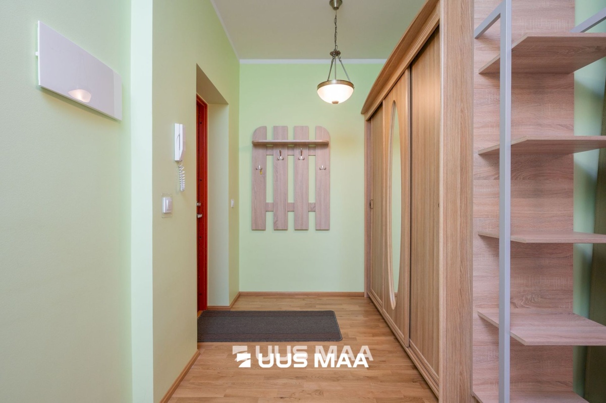 Kambja vald, Ülenurme alevik, Tartu mnt 1