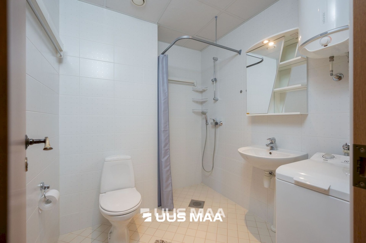 Kambja vald, Ülenurme alevik, Tartu mnt 1