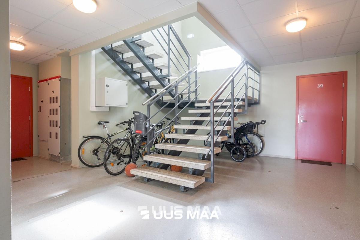 Kambja vald, Ülenurme alevik, Tartu mnt 1