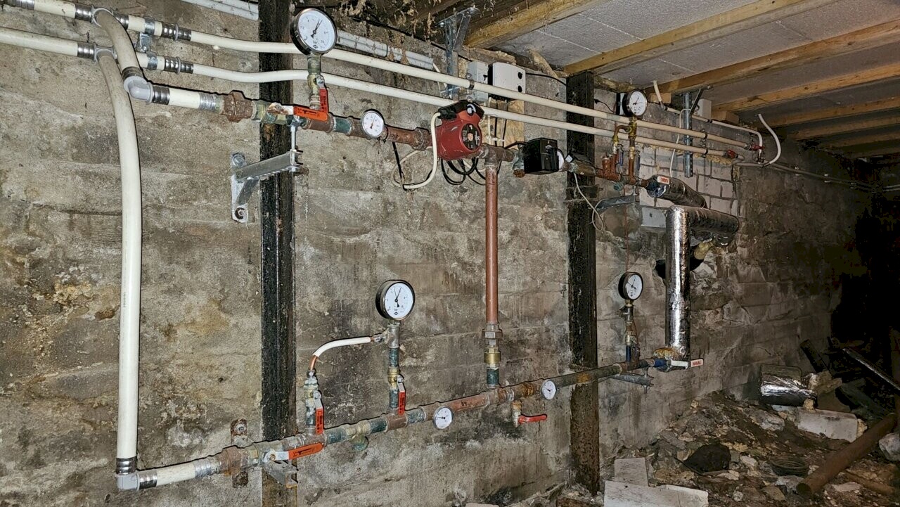 Jõhvi vald, Jõhvi linn, Oru tn 1a