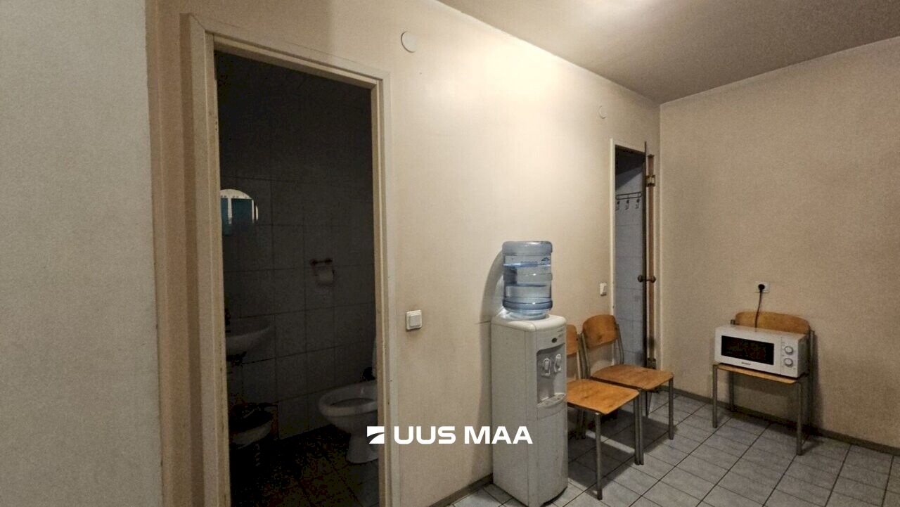 Kohtla-Järve linn, Järve linnaosa, Järveküla tee 66 66a