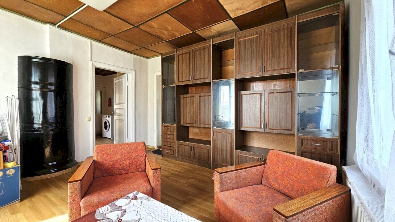 Kohtla-Järve linn, Järve linnaosa, Karja põik 4