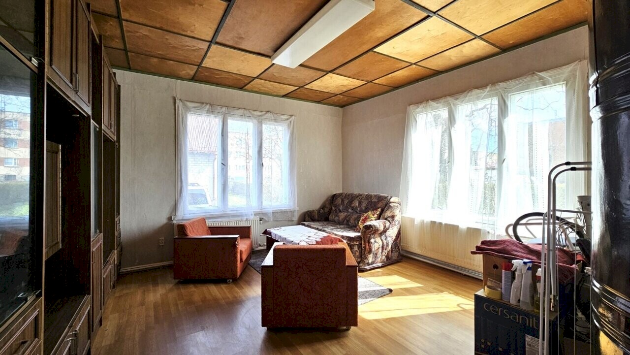 Kohtla-Järve linn, Järve linnaosa, Karja põik 4