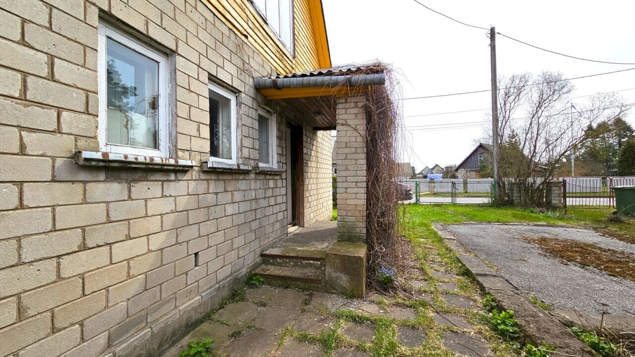 Kohtla-Järve linn, Järve linnaosa, Karja põik 4