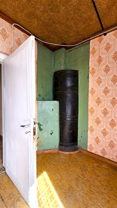 Kohtla-Järve linn, Järve linnaosa, Karja põik 4