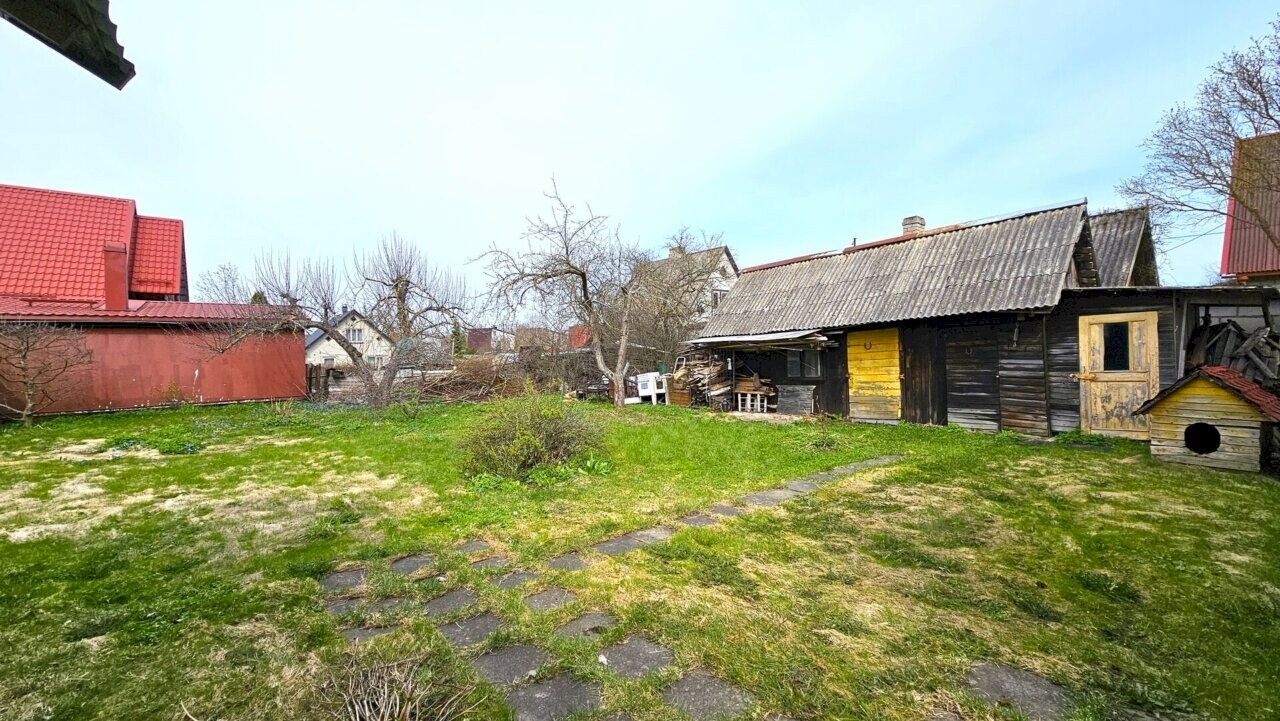 Kohtla-Järve linn, Järve linnaosa, Karja põik 4