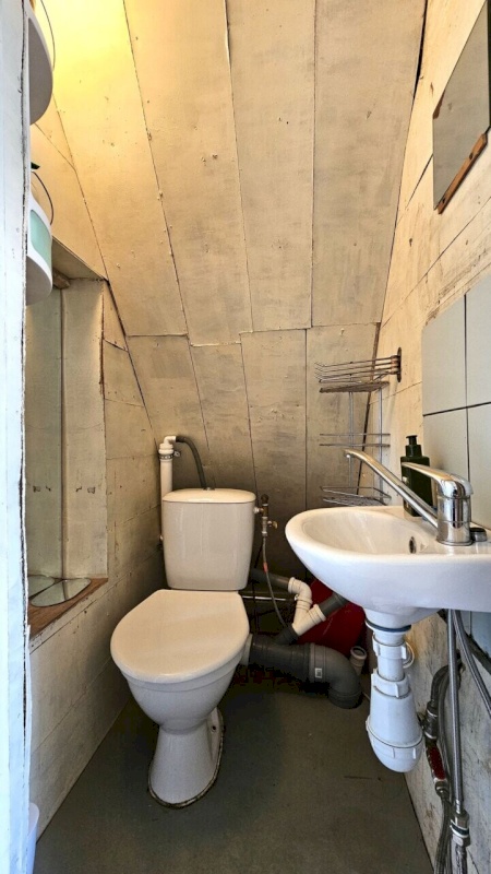 Kohtla-Järve linn, Järve linnaosa, Karja põik 4