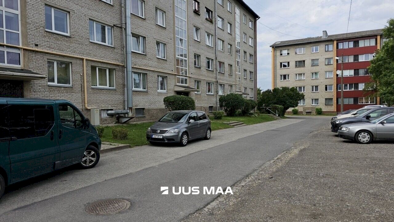 Kohtla-Järve linn, Järve linnaosa, Kalevi tn 16