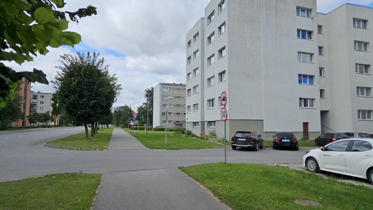 Jõhvi vald, Jõhvi linn, Narva mnt 25