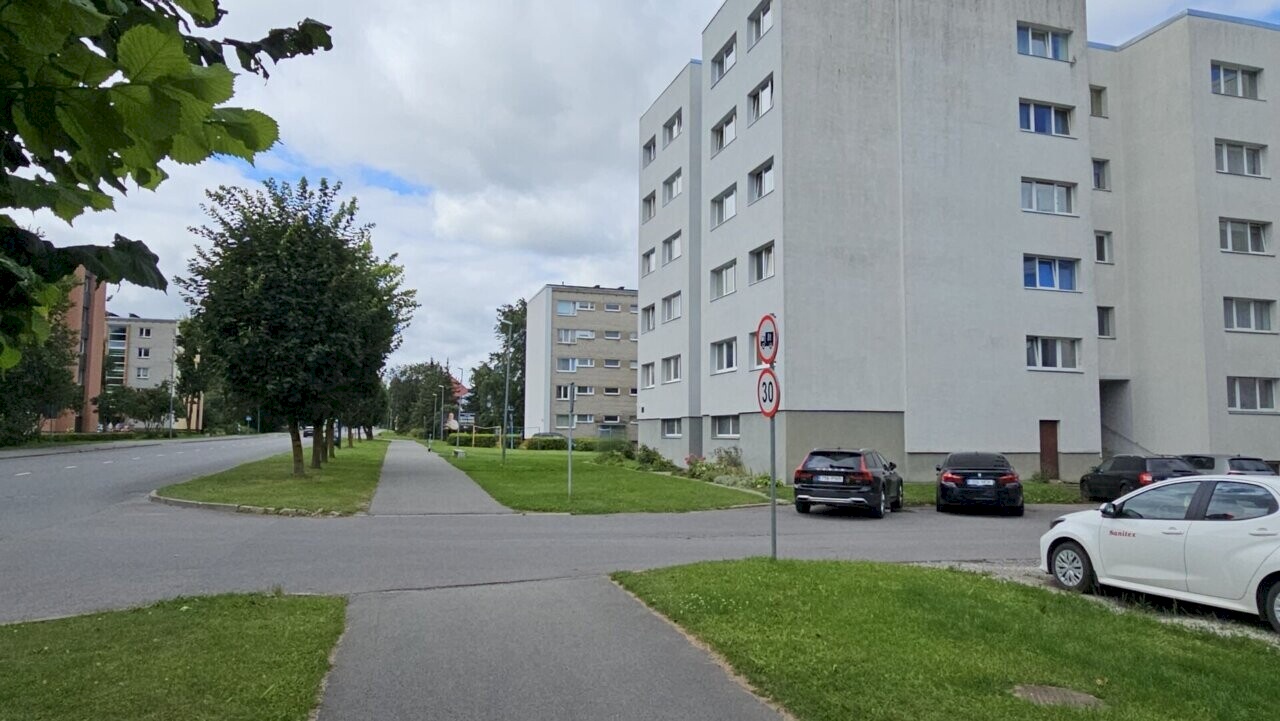 Jõhvi vald, Jõhvi linn, Narva mnt 25