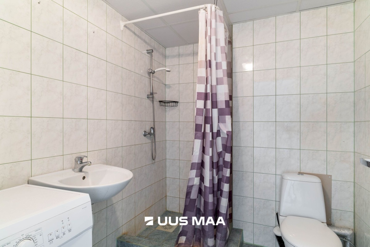 Viljandi linn, Männimäe, Riia mnt 38
