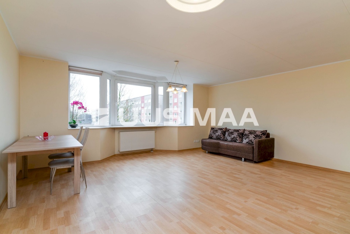 Viljandi linn, Männimäe, Riia mnt 38