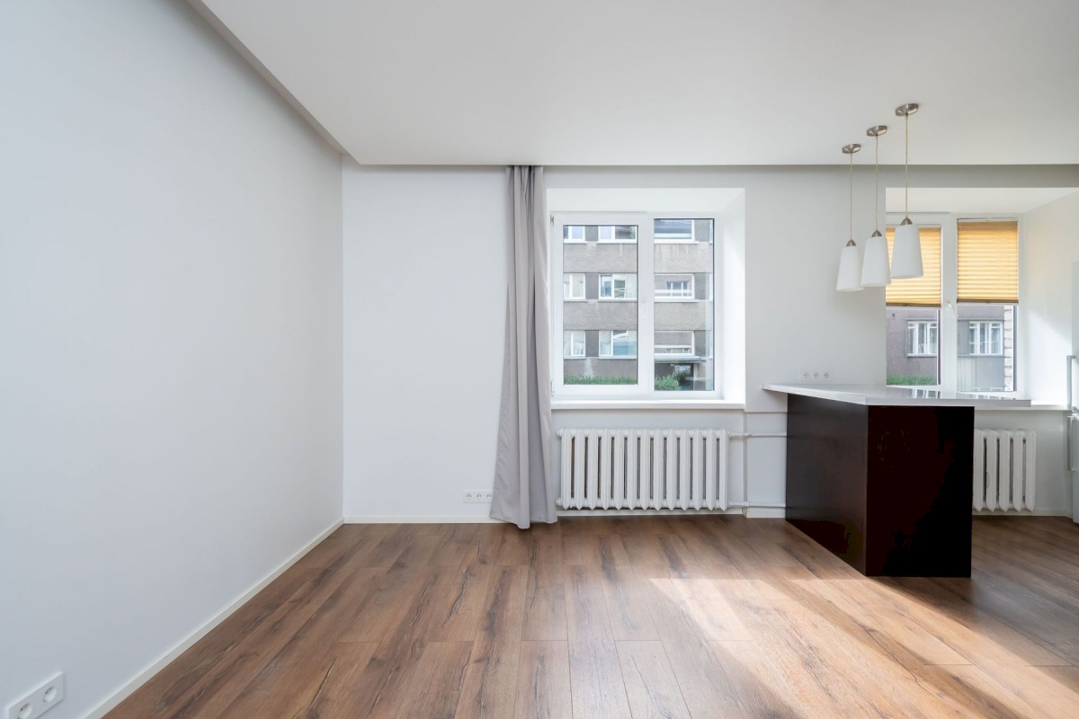 Tallinn, Kesklinna linnaosa, Kadriorg, Tina 16